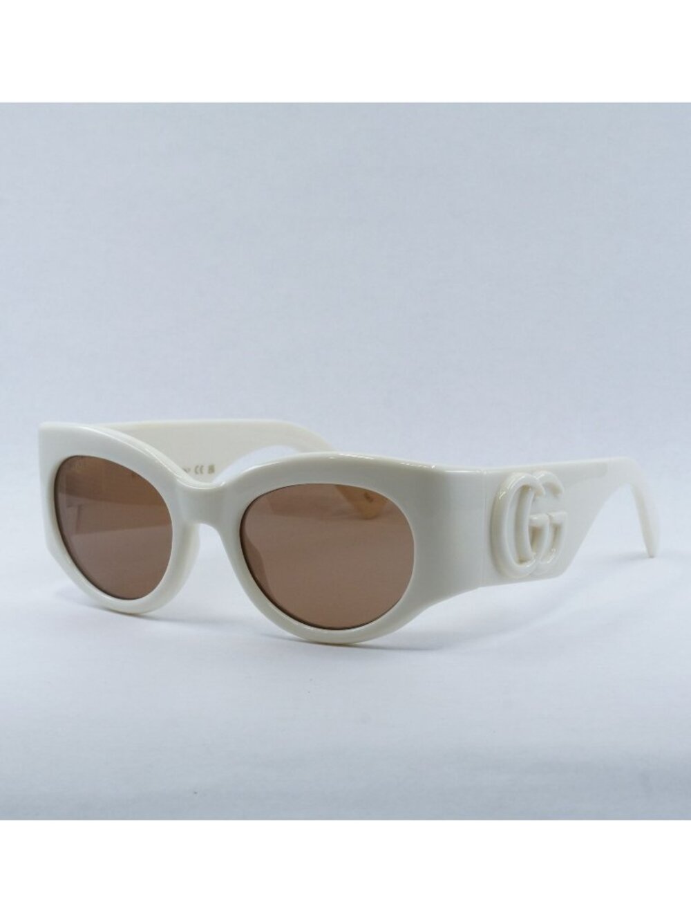 Gucci GG1544S 004 Sunglasses Ivory Cat Eye Frame, Brown Lenses